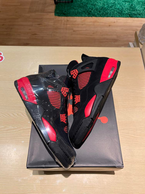 Jordan 4 Retro Red Thunder Sz 12