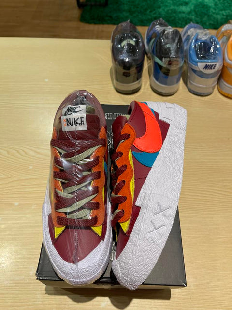 Nike Blazer Low sacai KAWS Red Sz 5.5Y/7W