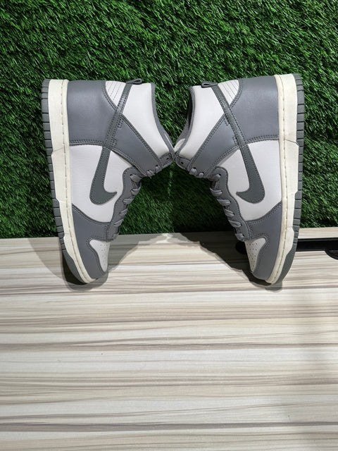 Nike Dunk High Two Tone Grey (GS) Sz 6Y
