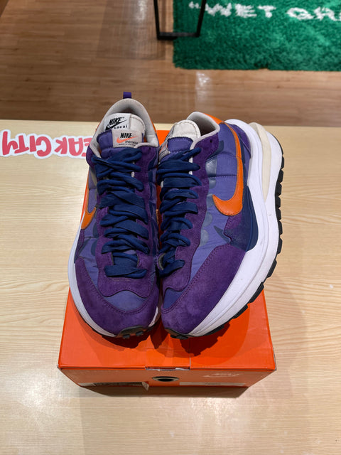 Nike Vaporwaffle sacai Dark Iris