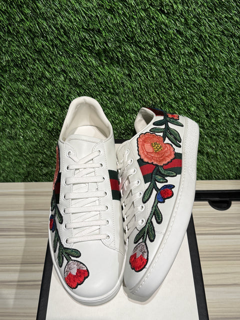 Gucci Ace Embroidered Floral Sz 41 (8M/9.5W)