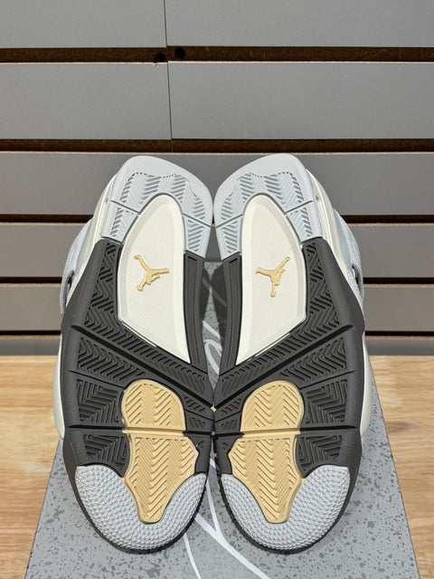 Jordan 4 Retro SE Craft Photon Dust Sz 7