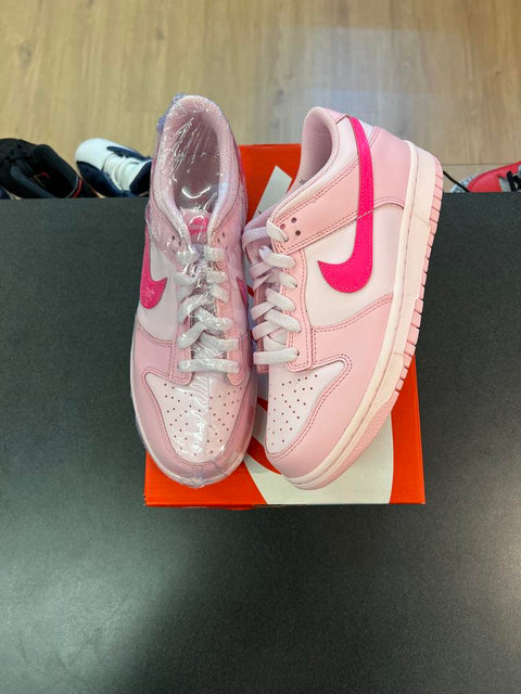 Nike Dunk Low Triple Pink (GS) Sz 7Y