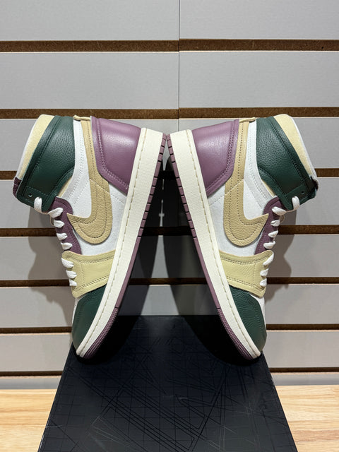Jordan 1 High Method of Make Galactic Jade (Women's) Sz 9M