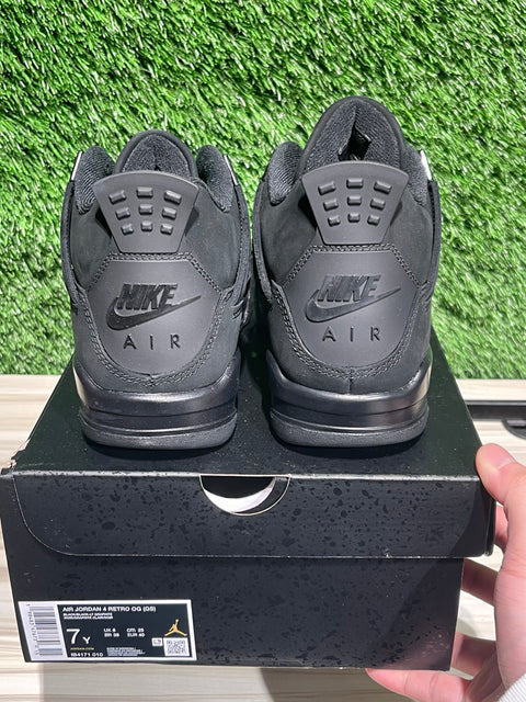 Jordan 4 Retro Black Cat (2025) (GS) Sz 7Y