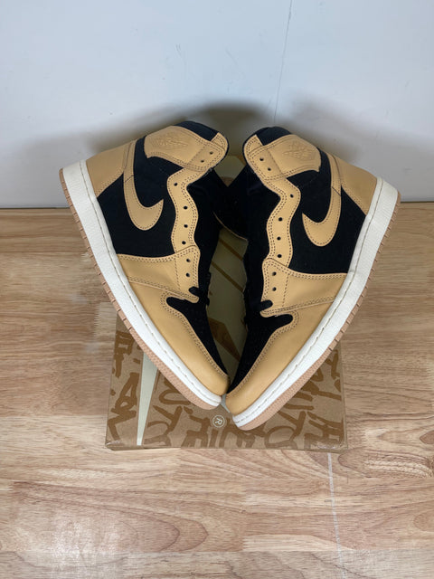 Jordan 1 Retro High OG Heirloom