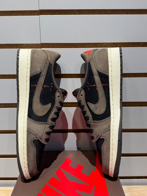 Jordan 1 Retro Low OG SP Travis Scott Mocha Sz 9.5