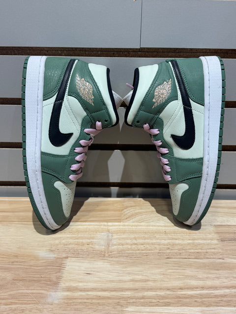 Jordan 1 Mid Dutch Green (Women's) Sz 5M/6.5W