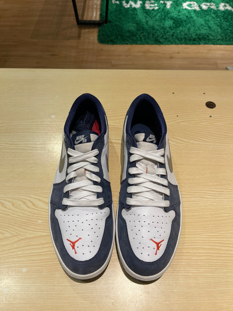 Jordan 1 Low SB Midnight Navy