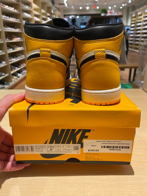 Jordan 1 Retro High OG Taxi Sz 8.5