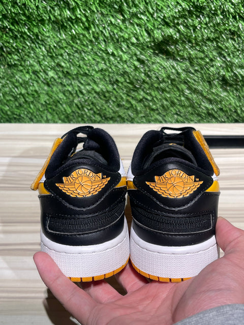 Jordan 1 Low FlyEase Taxi White (GS) Sz 3.5Y