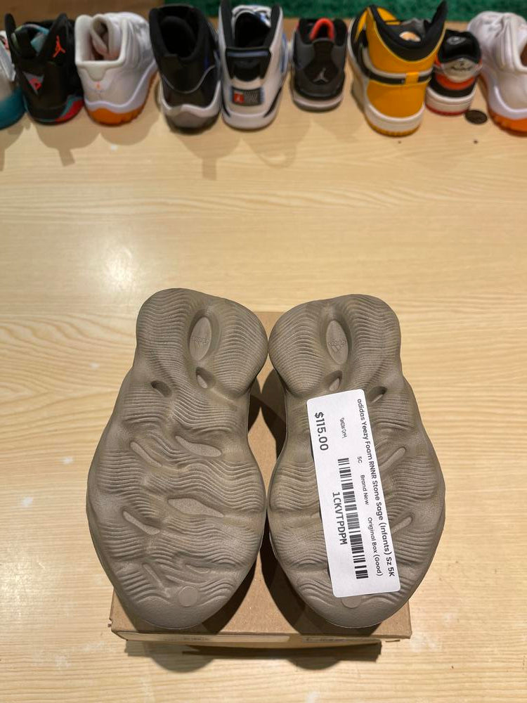 Yeezy buy Infant foam runner stone stage