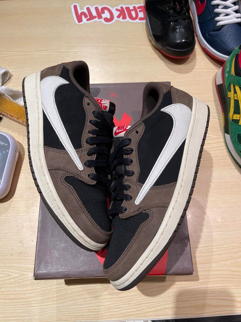 Jordan 1 Retro Low OG SP Travis Scott Mocha Sz 9.5