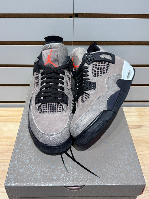 Jordan 4 Retro Taupe Haze Sz 11.5