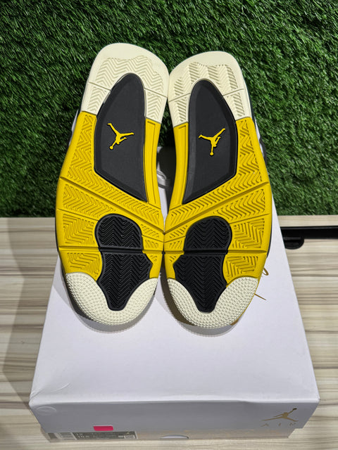 Jordan 4 Retro Vivid Sulfur (Women's) Sz 10.5M/12W