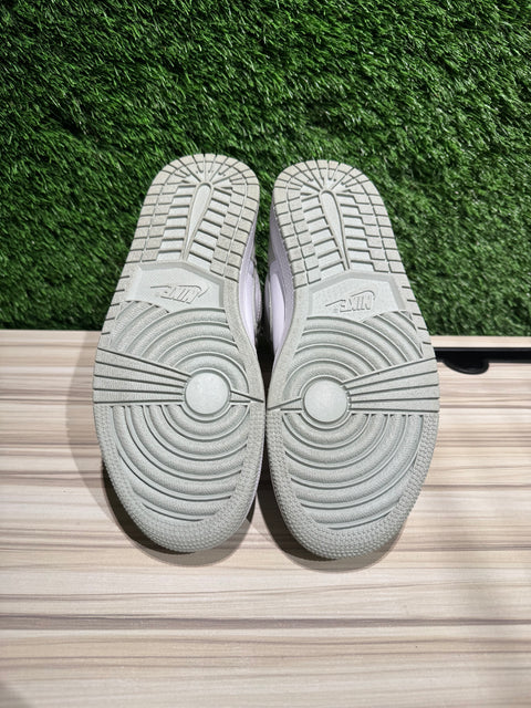 Jordan 1 Retro High OG Seafoam (Women's) Sz 8.5M/10W