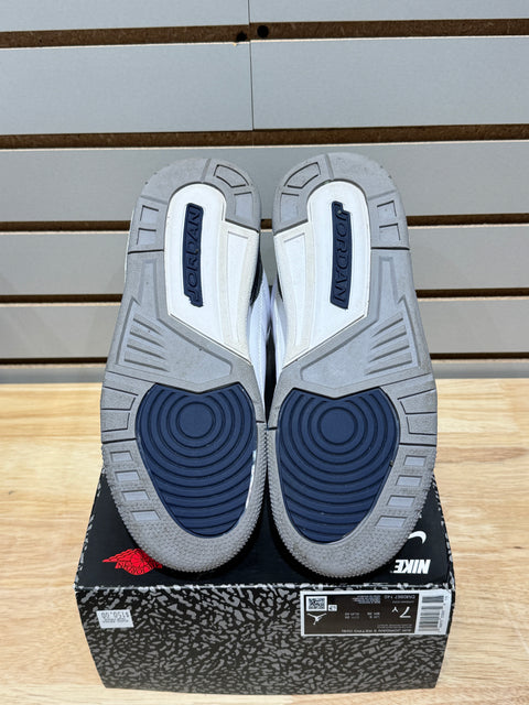 Jordan 3 Retro Midnight Navy (GS) Sz 7Y
