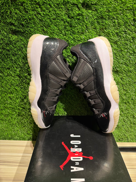 Jordan 11 Retro Low 72-10 Sz 9.5