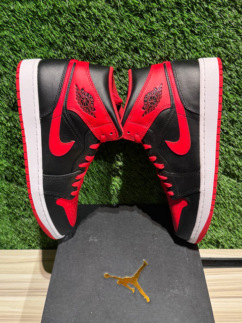 Jordan 1 Mid Alternate Bred (2022) Sz 10.5