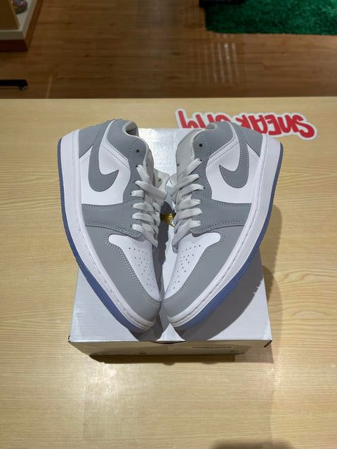 Jordan 1 Low Wolf Grey (Women's) Sz 8.5W