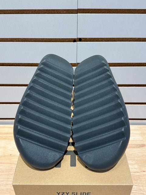 adidas Yeezy Slide Dark Onyx Sz 11