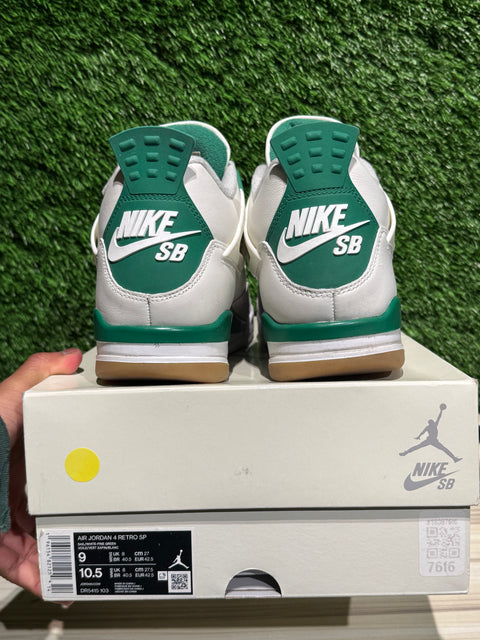 Jordan 4 Retro SB Pine Green