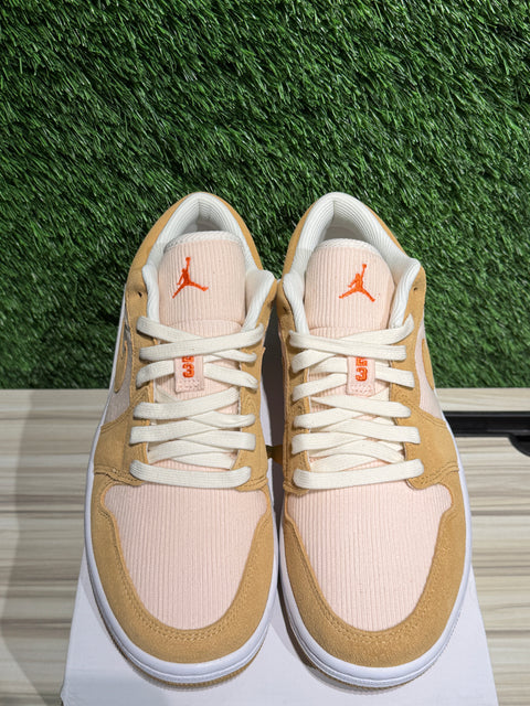 Jordan 1 Low SE Twine Orange Quartz Corduroy (Women's) Sz 8.5M
