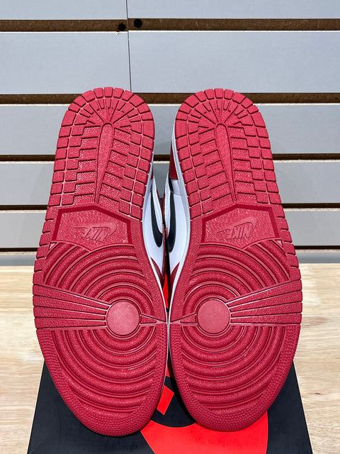 Jordan 1 Retro Chicago (2015) Sz 9.5