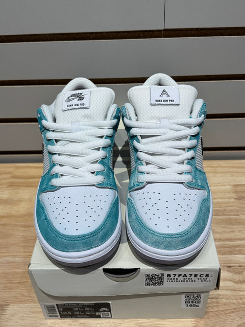 Nike SB Dunk Low April Skateboards Sz 9M