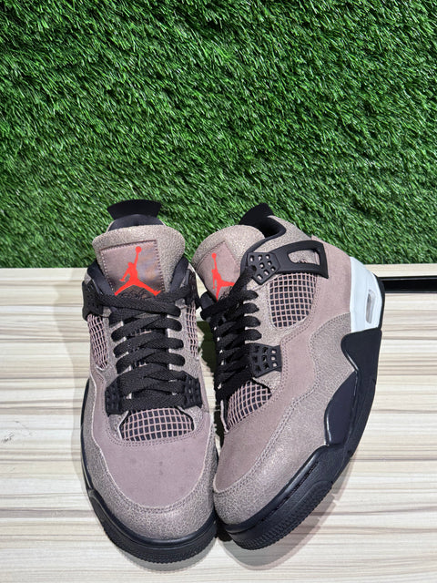 Jordan 4 Retro Taupe Haze Sz 9.5M