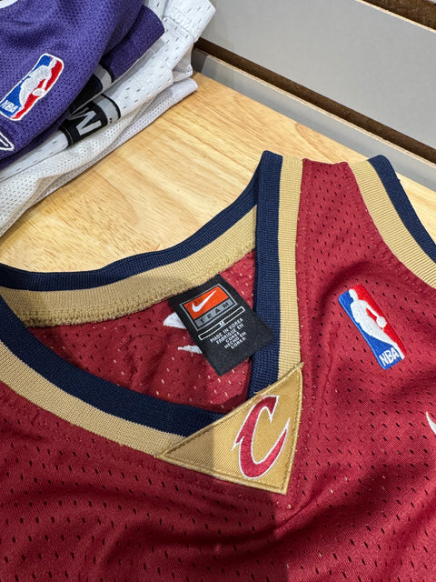 Vintage 2000s Kids Nike Cleveland Cavaliers Lebron James Jersey #23 Sz M