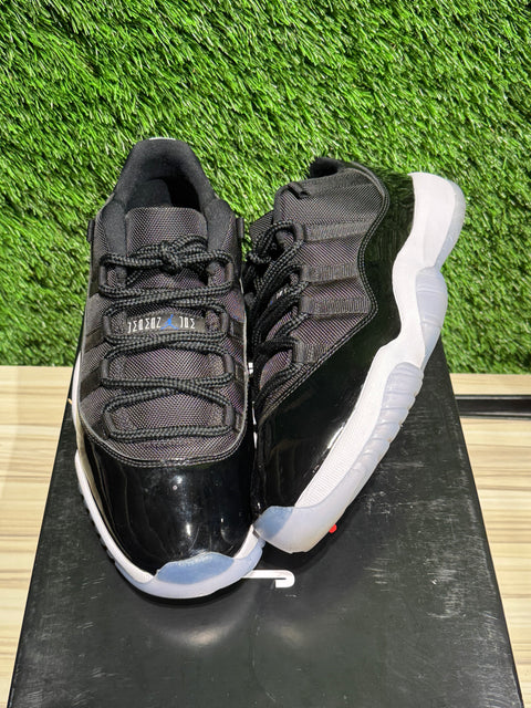 Jordan 11 Retro Low Space Jam Sz 10M
