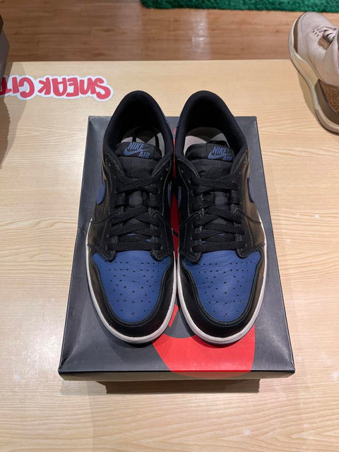 Jordan 1 Retro Low OG Mystic Navy Sz 11