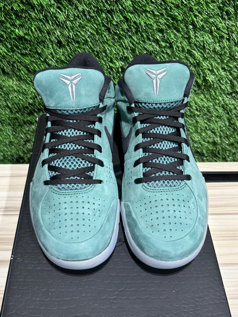 Nike Kobe 4 Protro Girl Dad Sz 9