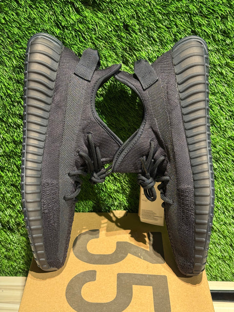 adidas Yeezy Boost 350 V2 Onyx Sz 13M.