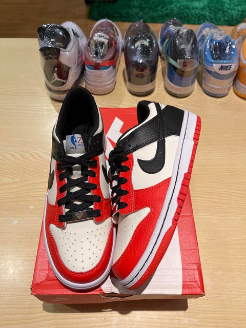 Nike Dunk Low EMB NBA 75th Anniversary Chicago (GS) Sz 5.5Y/7W