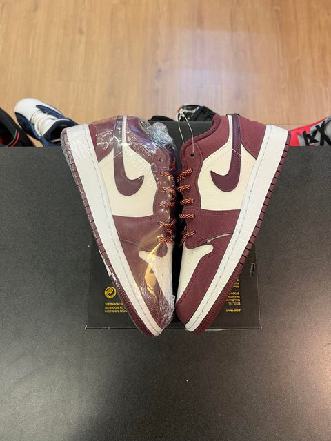 Jordan 1 Low Night Maroon (GS) Sz 4Y