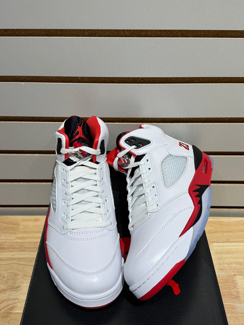 Jordan 5 Retro Fire Red Black Tongue (2025) Sz 11