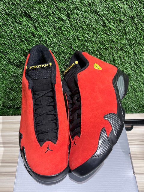 Jordan 14 Retro Ferrari (2025) Sz 11M