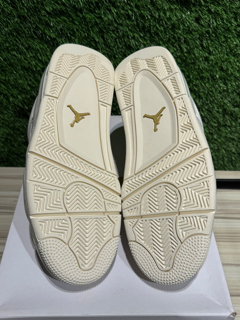 Jordan 4 Retro Metallic Gold (Women's) Sz 9M