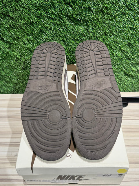 Jordan 1 Retro Low OG SP Travis Scott Reverse Mocha