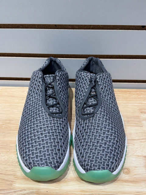 Jordan Future Low Wolf Grey Emerald Rise Sz 11.5M