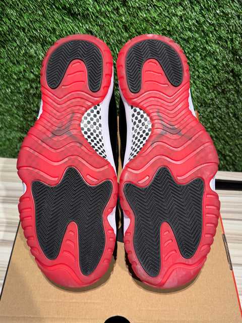 Jordan 11 Retro Playoffs Bred (2019) Sz 12
