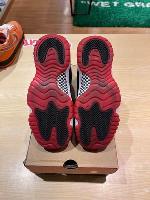 Jordan 11 Retro Playoffs Bred (2019) (GS) Sz 6Y/7.5W