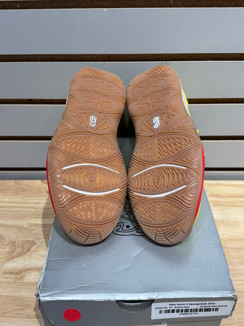 Nike Kyrie 5 Spongebob (GS) Sz 5Y