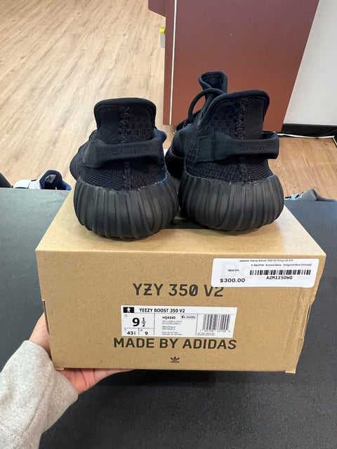 adidas Yeezy Boost 350 V2 Onyx Sz 9.5