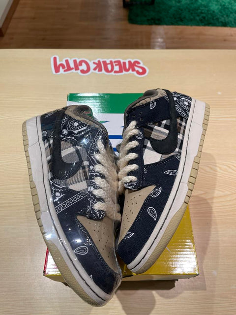 Nike SB Dunk Low Travis Scott Sz 9