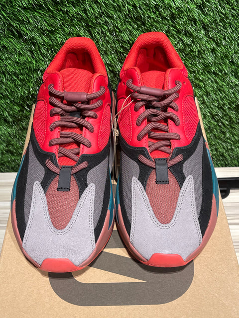 adidas Yeezy Boost 700 Hi-Res Red Sz 9.5