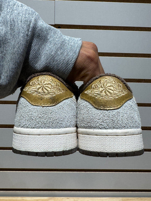 Jordan 1 Retro Low OG Year of the Rabbit Sz 4