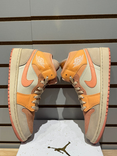 Jordan 1 Mid Apricot Orange (Women's) Sz 9M